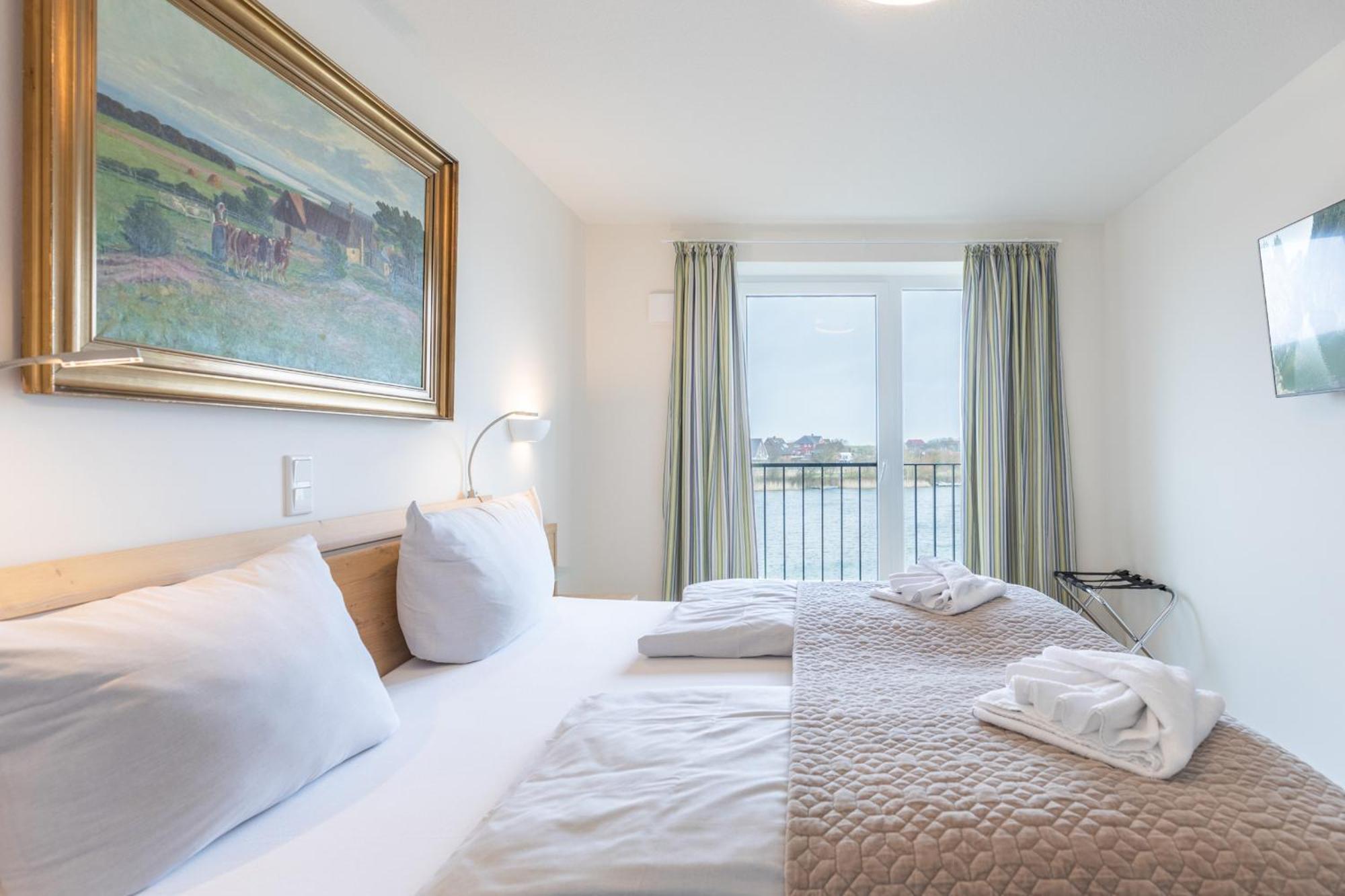 Ferienwohnung Ferhaaling Mit Direktem Seeblick Nordstrand Exterior foto